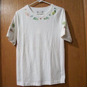 CJ Banks  SZ X / 14W White Embroidered Turtles & Flowers SS Tee